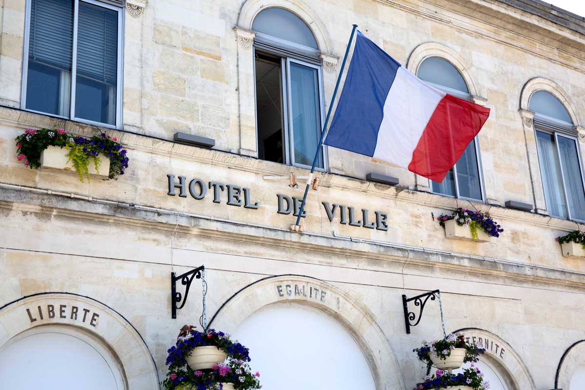 Mairie française, collectivité territoriale